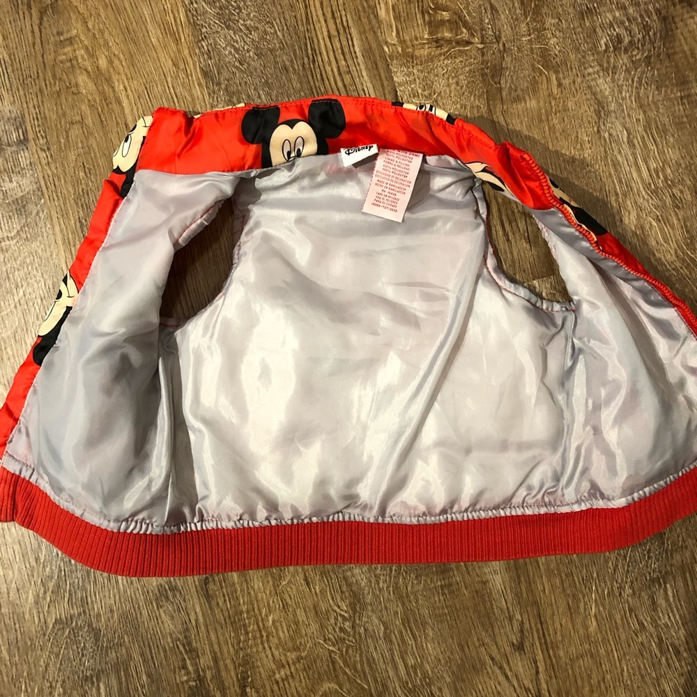Disney Mickey Mouse 18-24 puffer vest - Picture 2 of 4